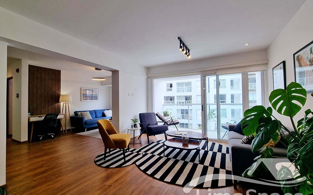 Hermoso departamento de 2 habitaciones, con balcón – MIR404