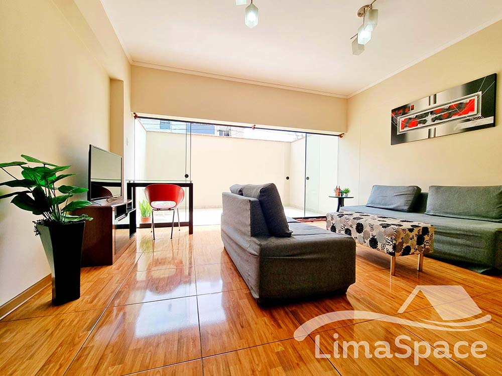 Lindo Departamento con Terraza en Venta – Calle Trípoli – JCOMP43