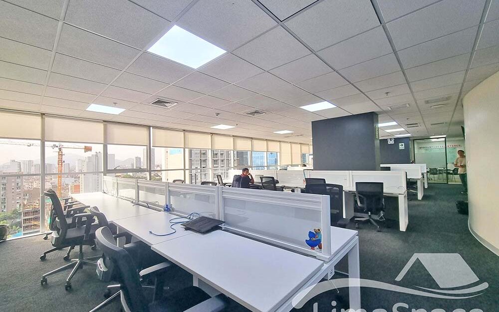 Alquiler de Oficina Corporativa Premium en San Isidro | Centro Empresarial Javier Prado | 270 m² – JCOMP44