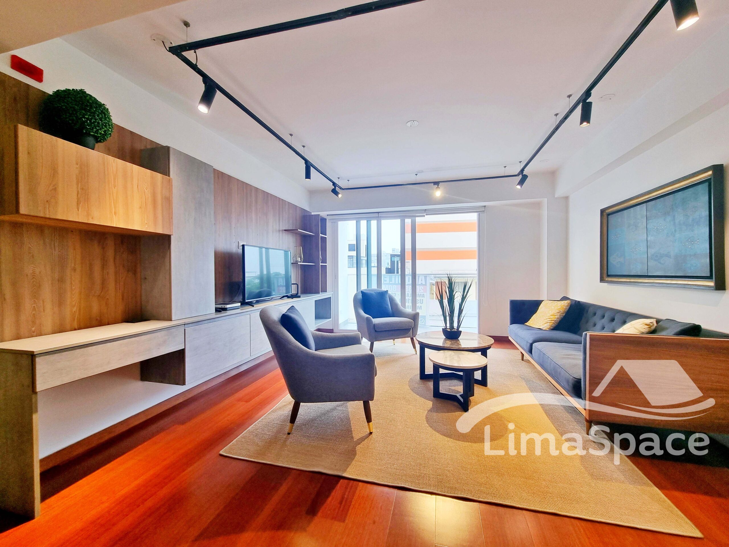 Alquiler de departamento de 2 suites y balcón | Av. Diez Canseco – MIJ147