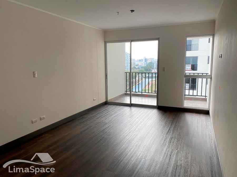MODERNO DEPARTAMENTO TIPO LOFT CON AMPLIO BALCÓN Y COCHERA EN BARRANCO – EDIFICIO STUDIO 4